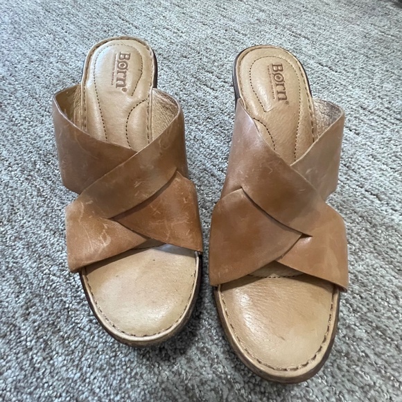 Born Women’s Crossover Strap Wedge Sandals – Size 6 – Light Brown - Picture 1 of 8